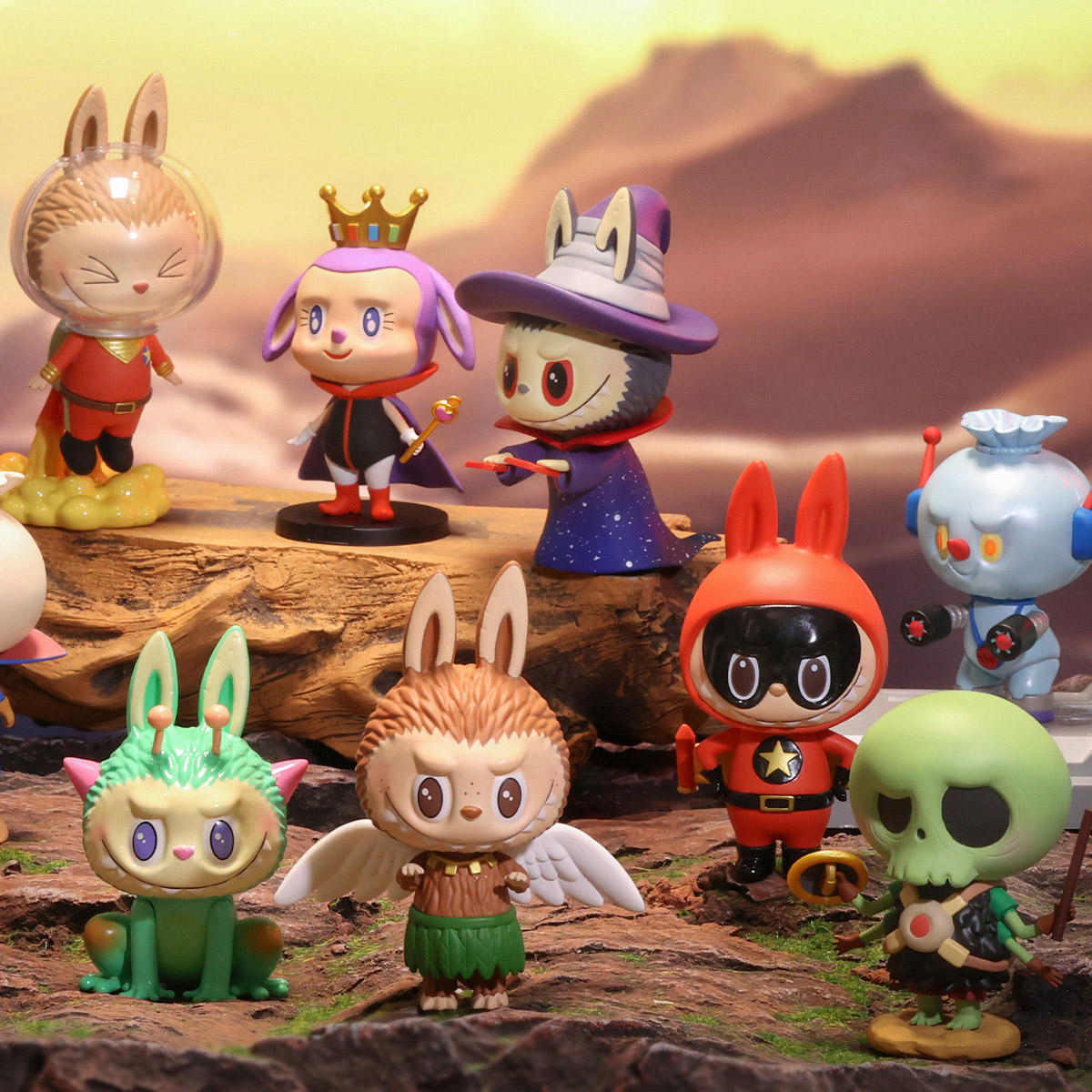 THE MONSTERS SPACE ADVENTURES ラブブ　フィギュア Amazon.co.jp: POPMART LABUBU The Monsters Space Adventures