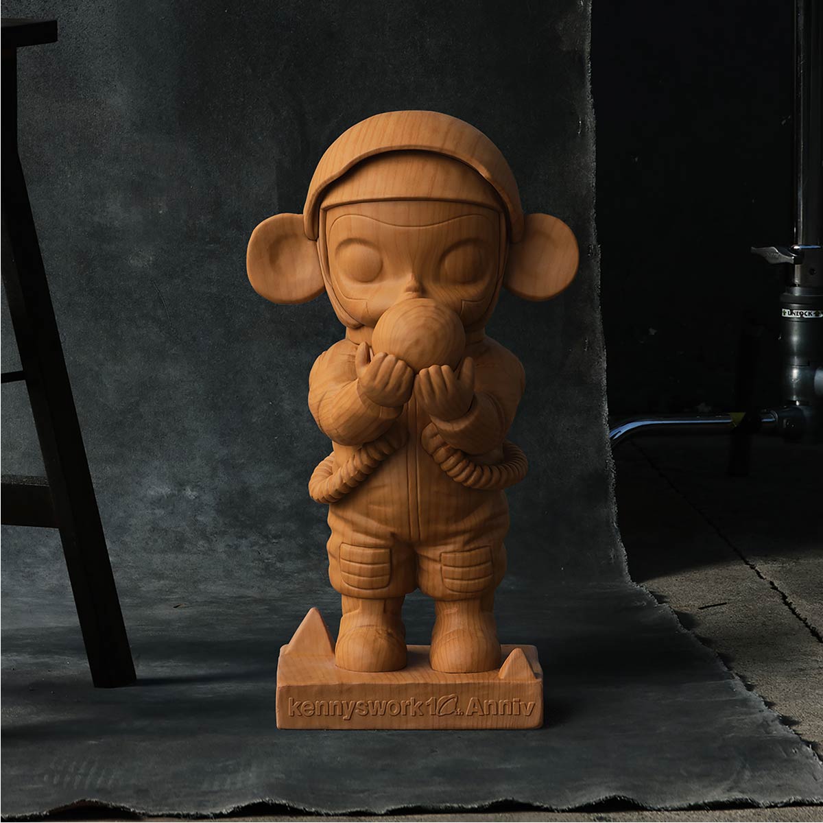 MOLLY Anniversary Statues Classical Retro Series Figures - POP