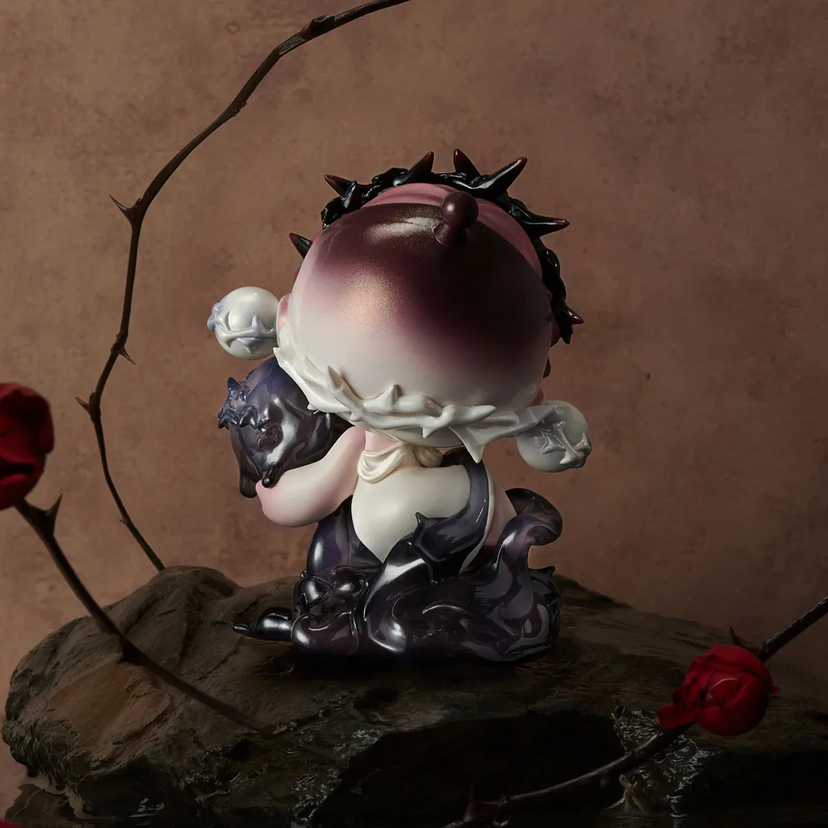 SKULLPANDA The Glimpse Figure - POP MART (Japan)
