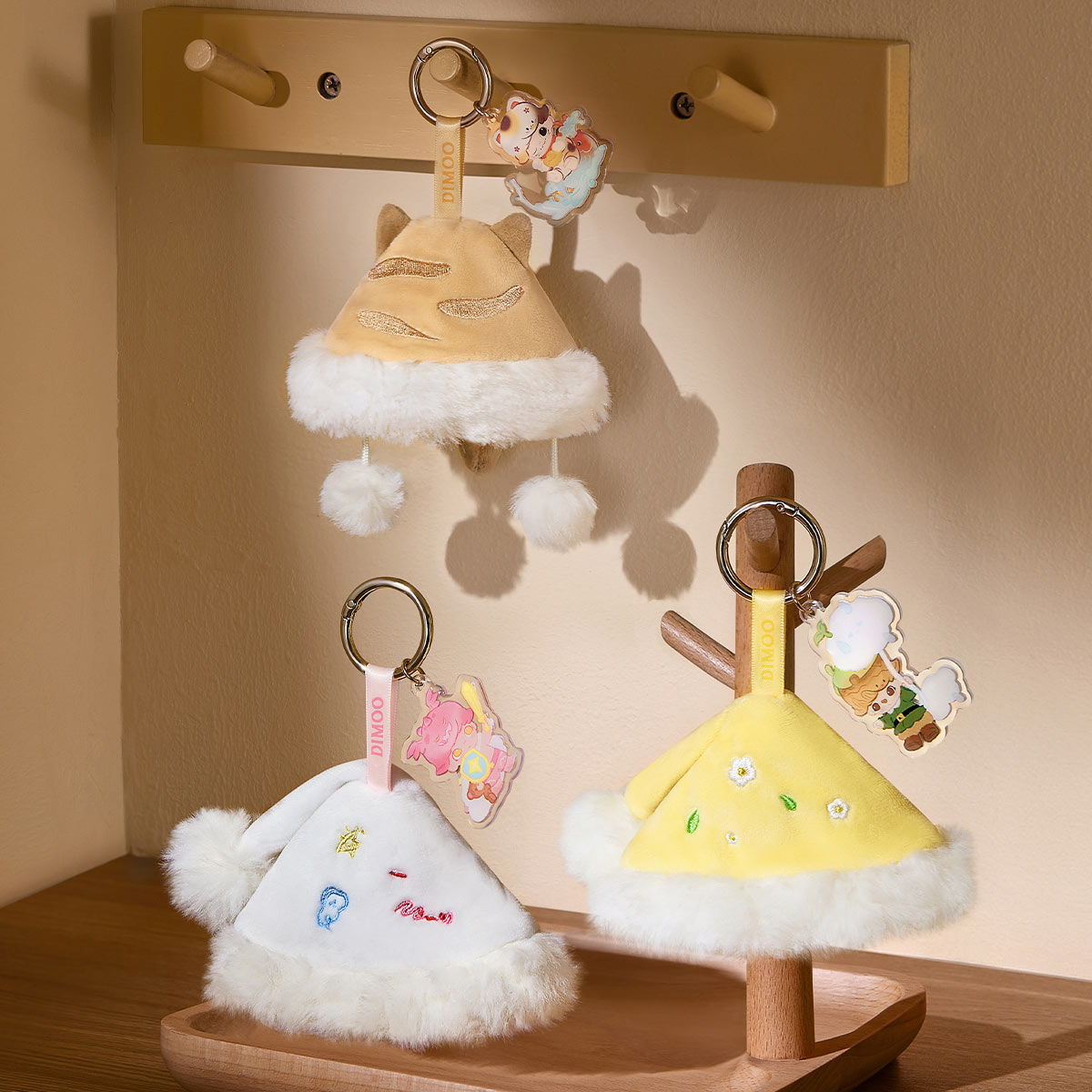 DIMOO Weaving Wonders Series-Pendant Blind Box - POP MART (Japan)