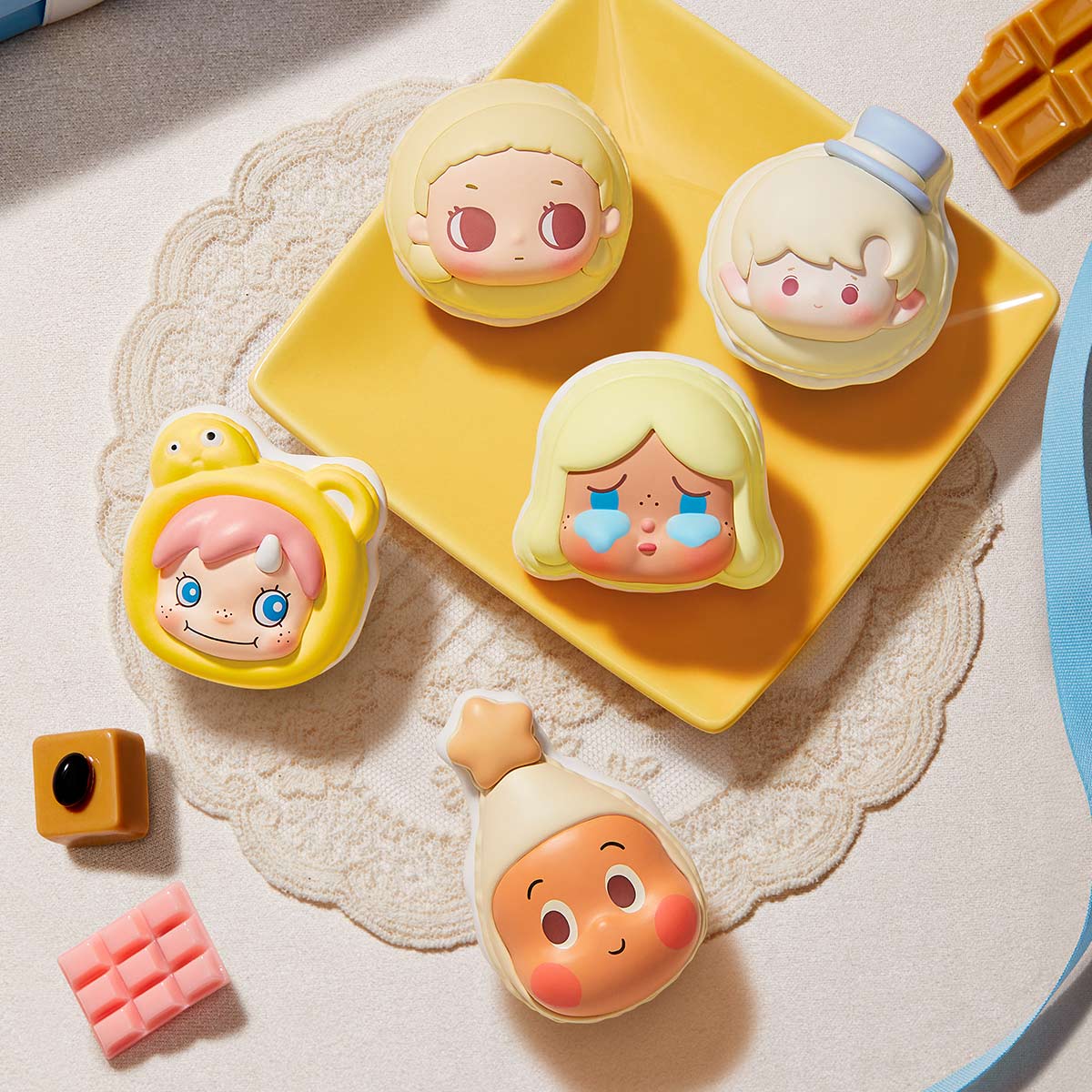 POP BEAN Macaron Dessert Series Box Set (5pcs) - POP MART