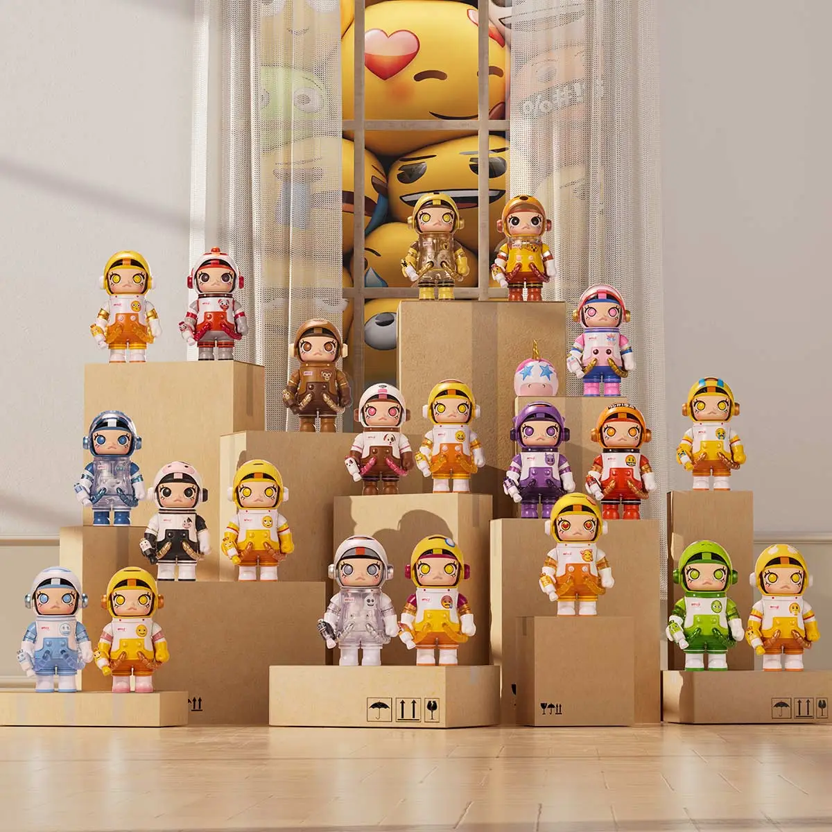 MEGA SPACE MOLLY 100% × emoji™ Series - POP MART (Japan)