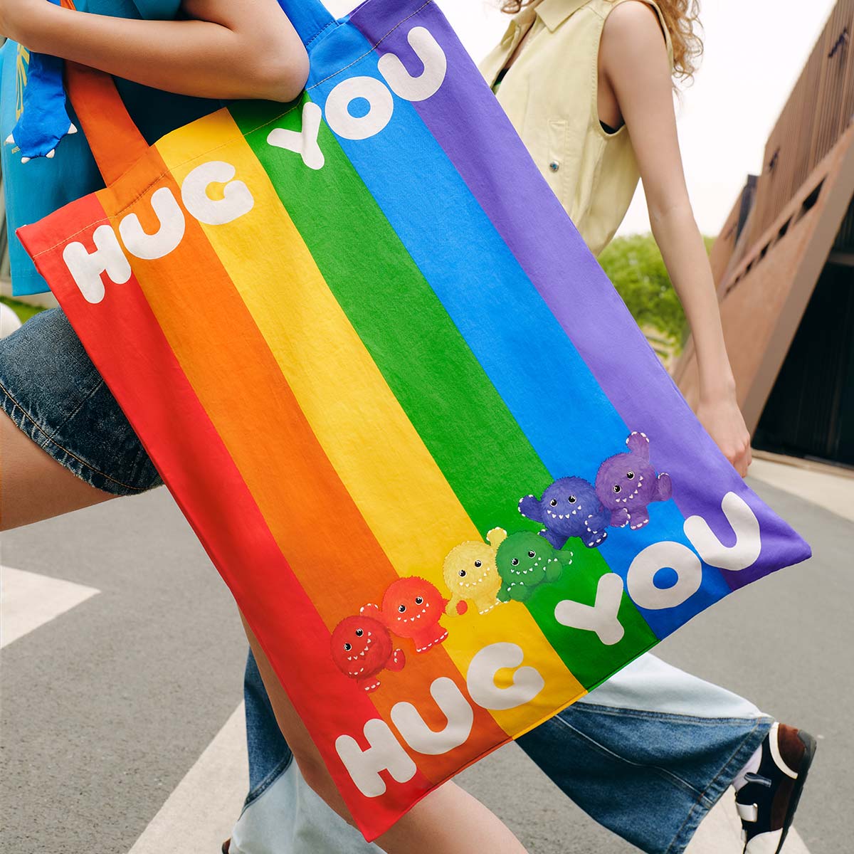 INSTINCTOY HUG YOU SERIES-Large Bag - POP MART (Japan)