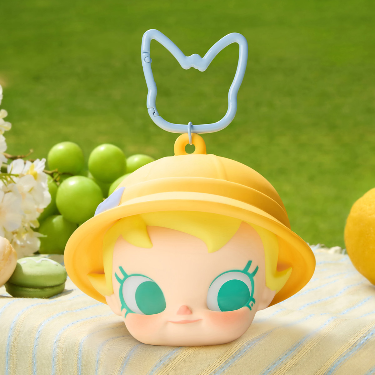 Baby Molly My Huggable Discovery Series Figures - POP MART