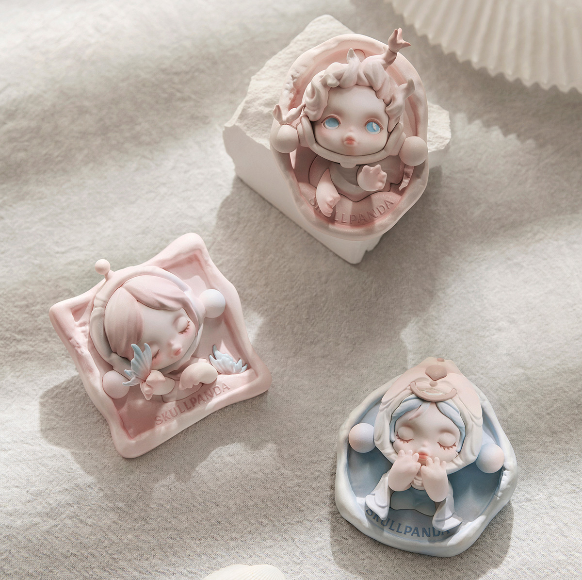SKULLPANDA 18体セット　ケース付き 楽天市場】【 正規品保証・当日発送 】 SKULLPANDA Winter
