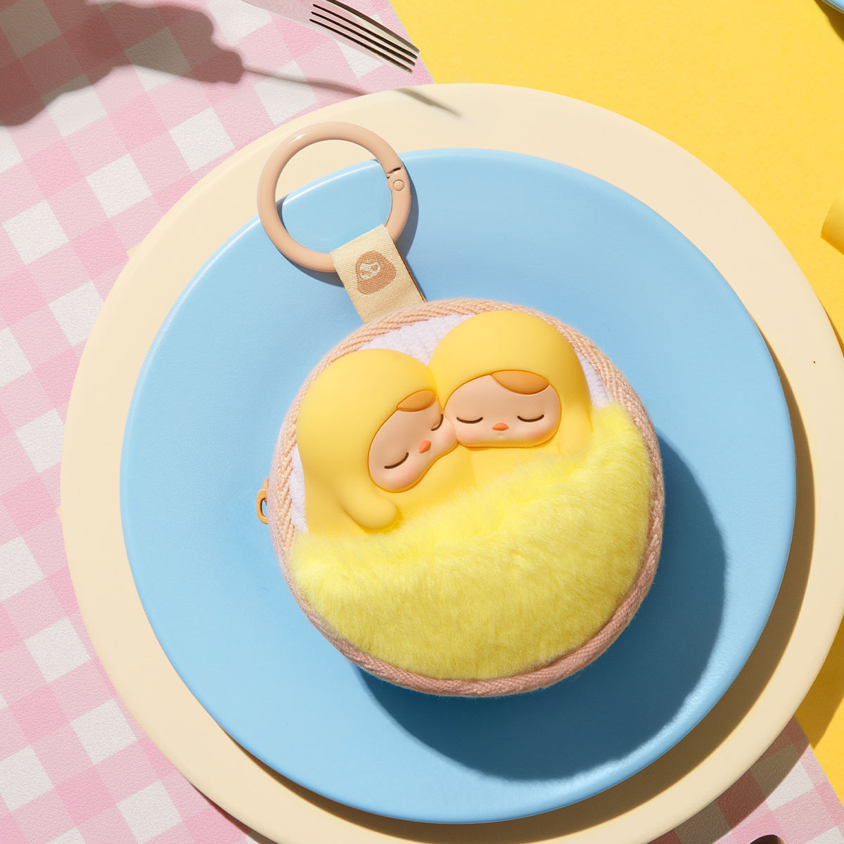 PUCKY Egg Beanie シリーズ イヤホンケース PUCKY Egg Beanie シリーズ イヤホンケース - POP MART (France)