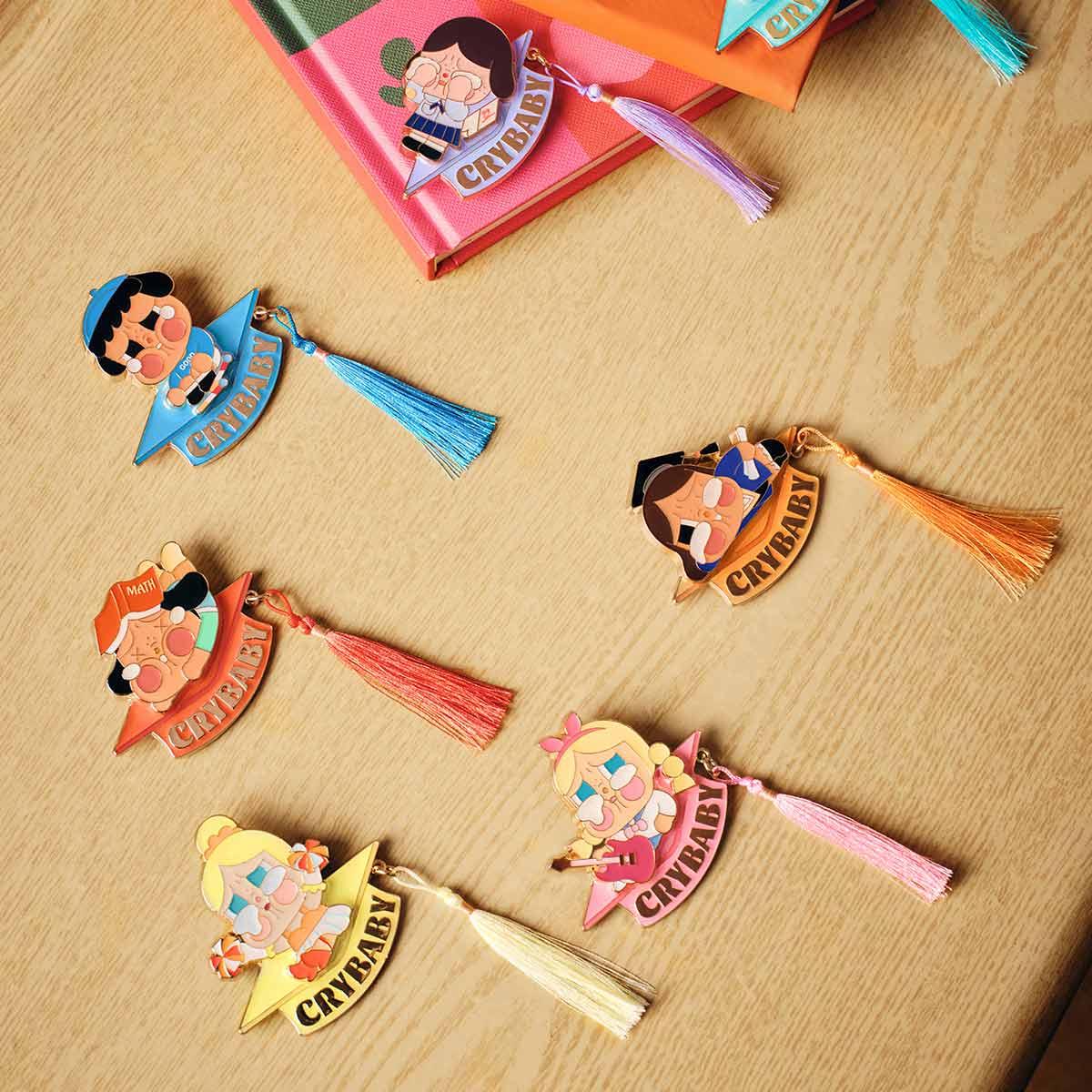 CRYBABY Sunset Concert シリーズ バッジ - POP MART (France)