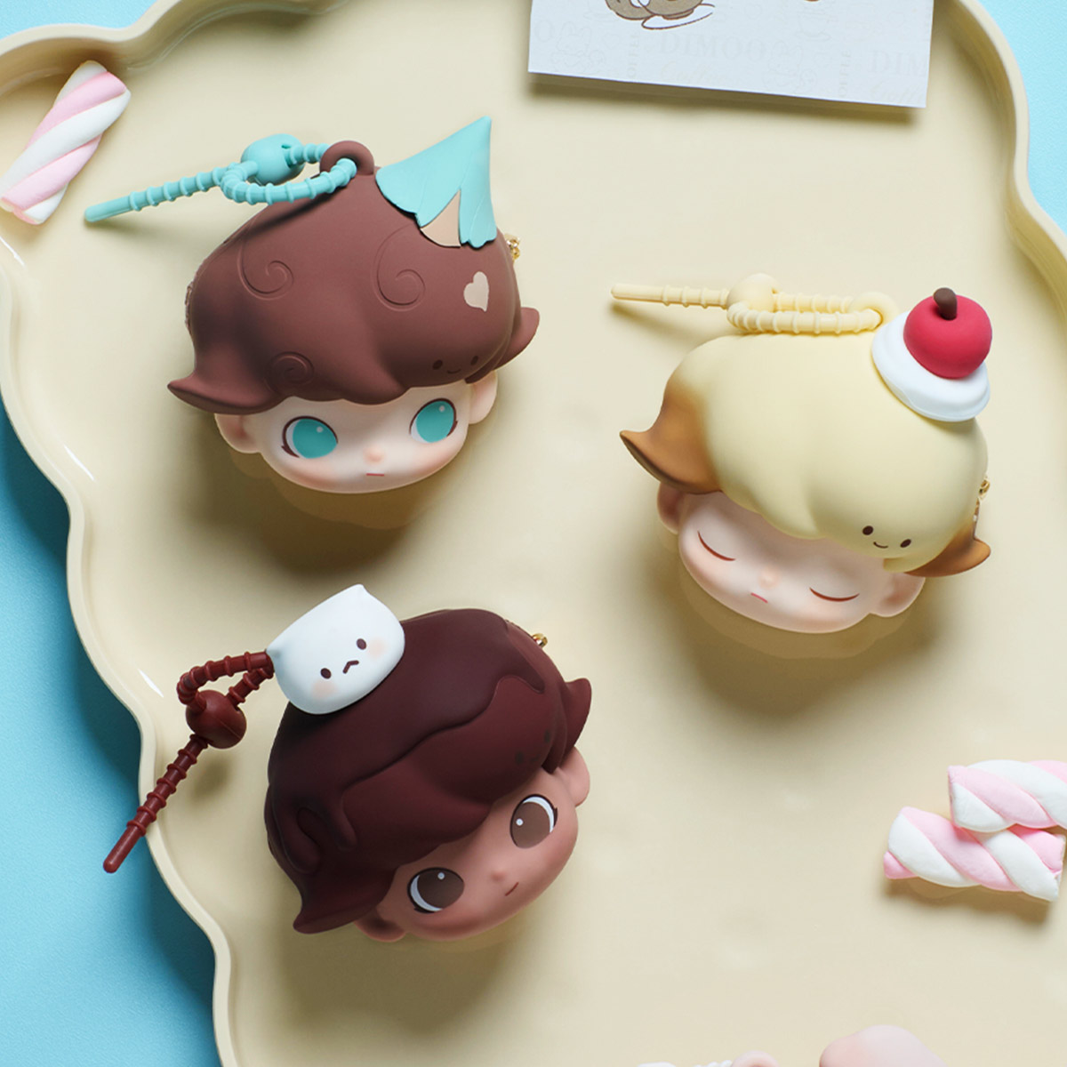 DIMOO Crush on Coffee イヤホンケース　小物ポーチ DIMOO Crush on Coffee Series-Earphone Case Blind Box - POP MART