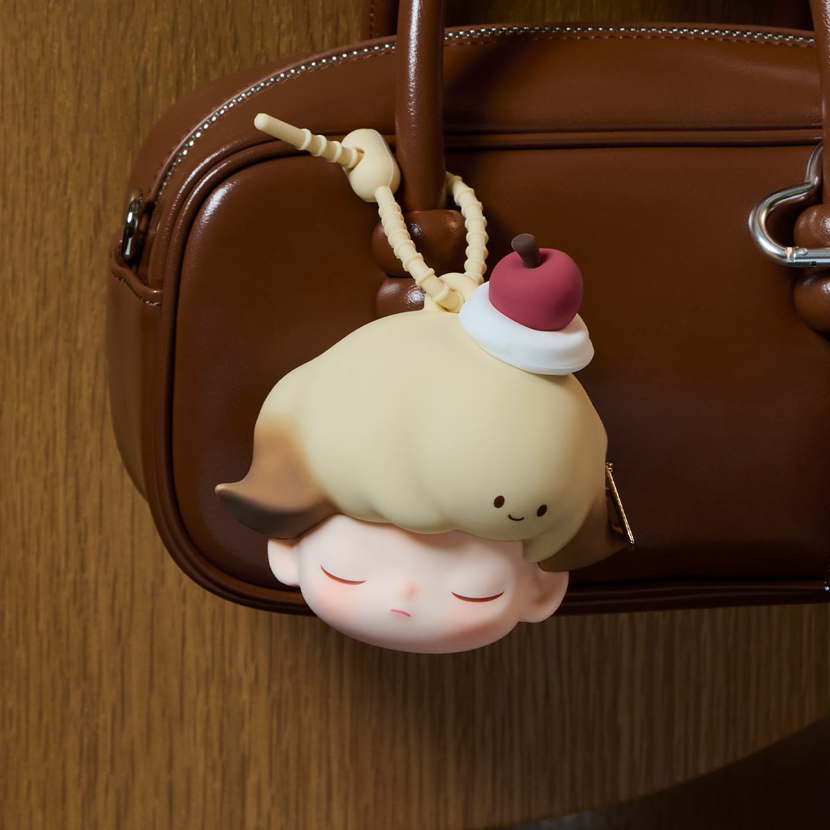 値下げしました。買われない場合戻します【シークレット】DIMOO イヤホンケース DIMOO Crush on Coffee シリーズ イヤホンケース - POP MART (Japan)