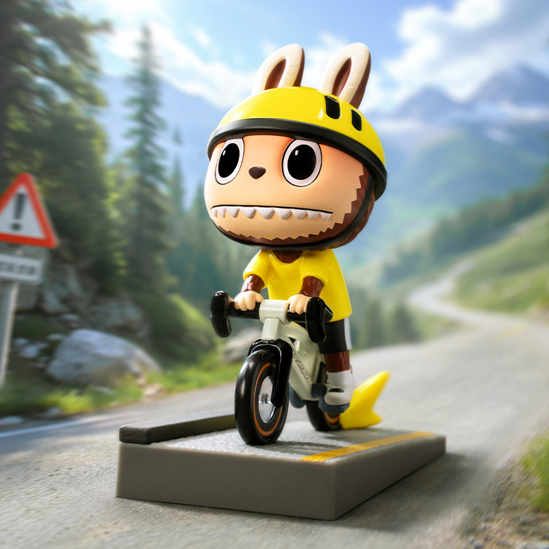 LABUBU Summer Ride Figure - POP MART (Macao, China)