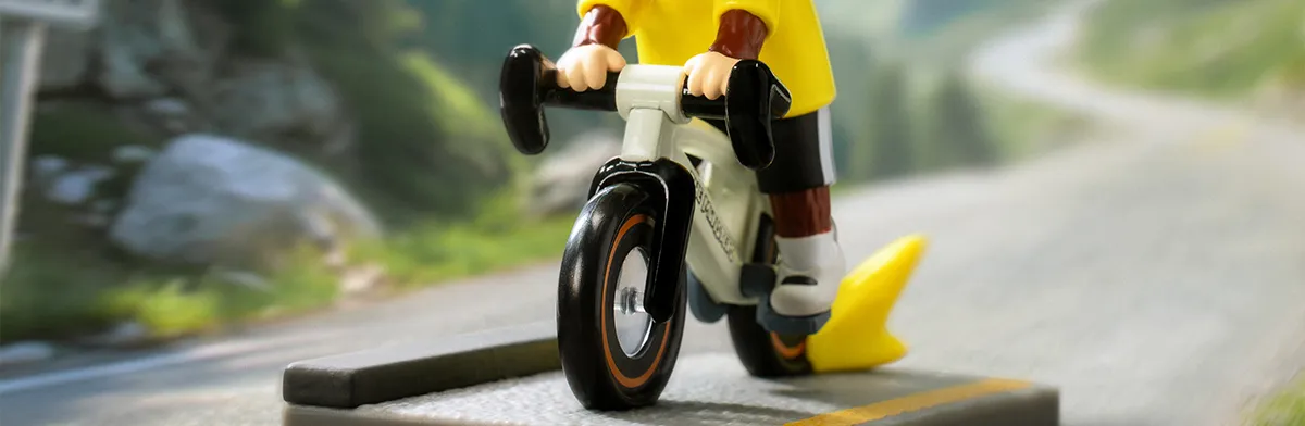 LABUBU Summer Ride Figure - POP MART (Macao, China)
