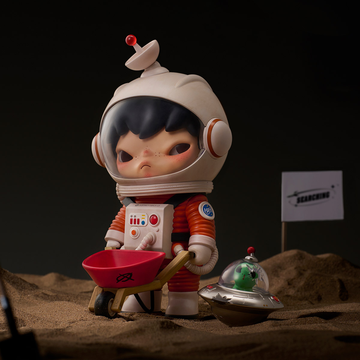 【人気アイテム】 hirono search for alien フィギュア Hirono Search for Aliens Figurine - POP MART (Netherlands)