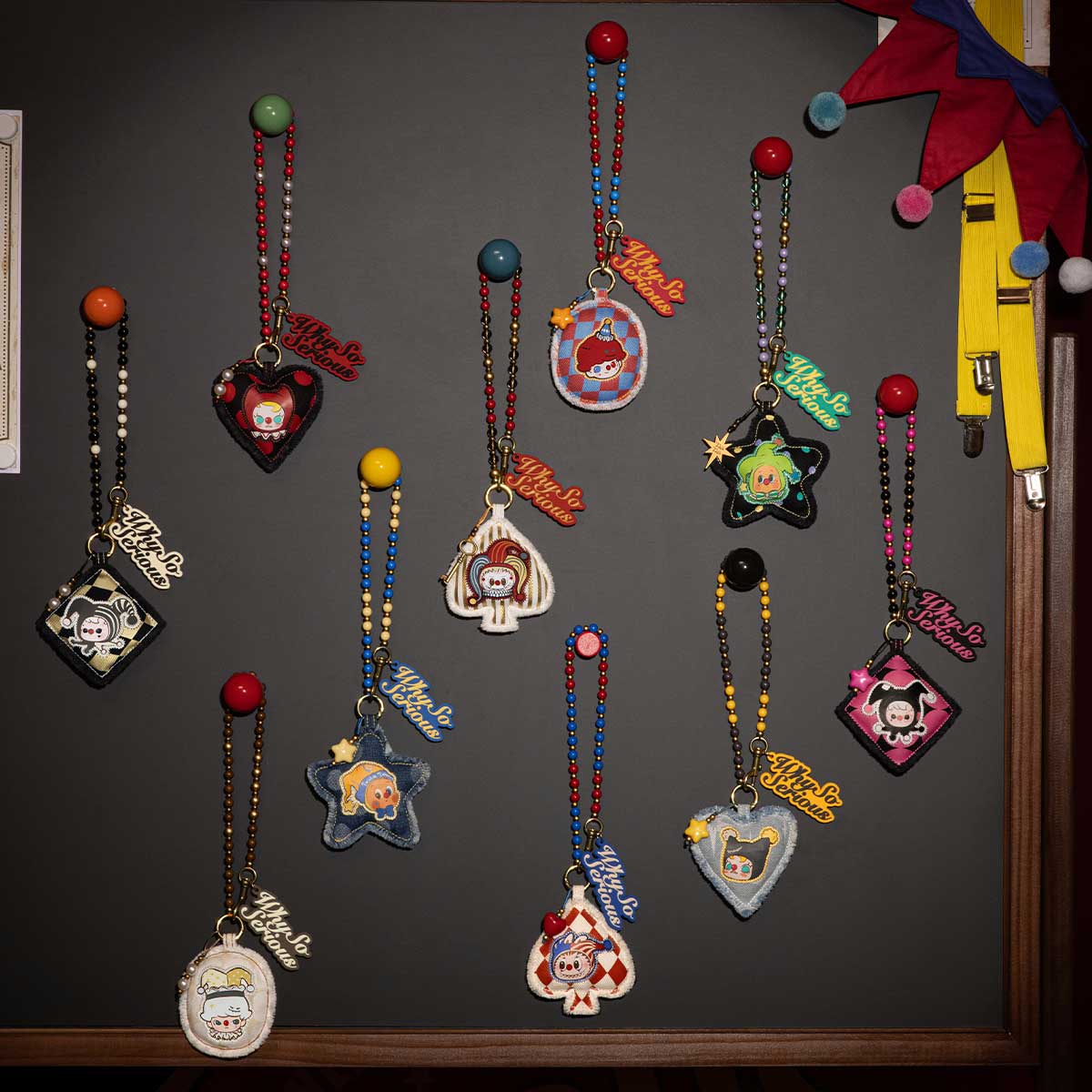 WHY SO SERIOUSシリーズペンダントチェーン　スーパーシークレット WHY SO SERIOUS シリーズペンダントチェーン - POP MART (Japan)