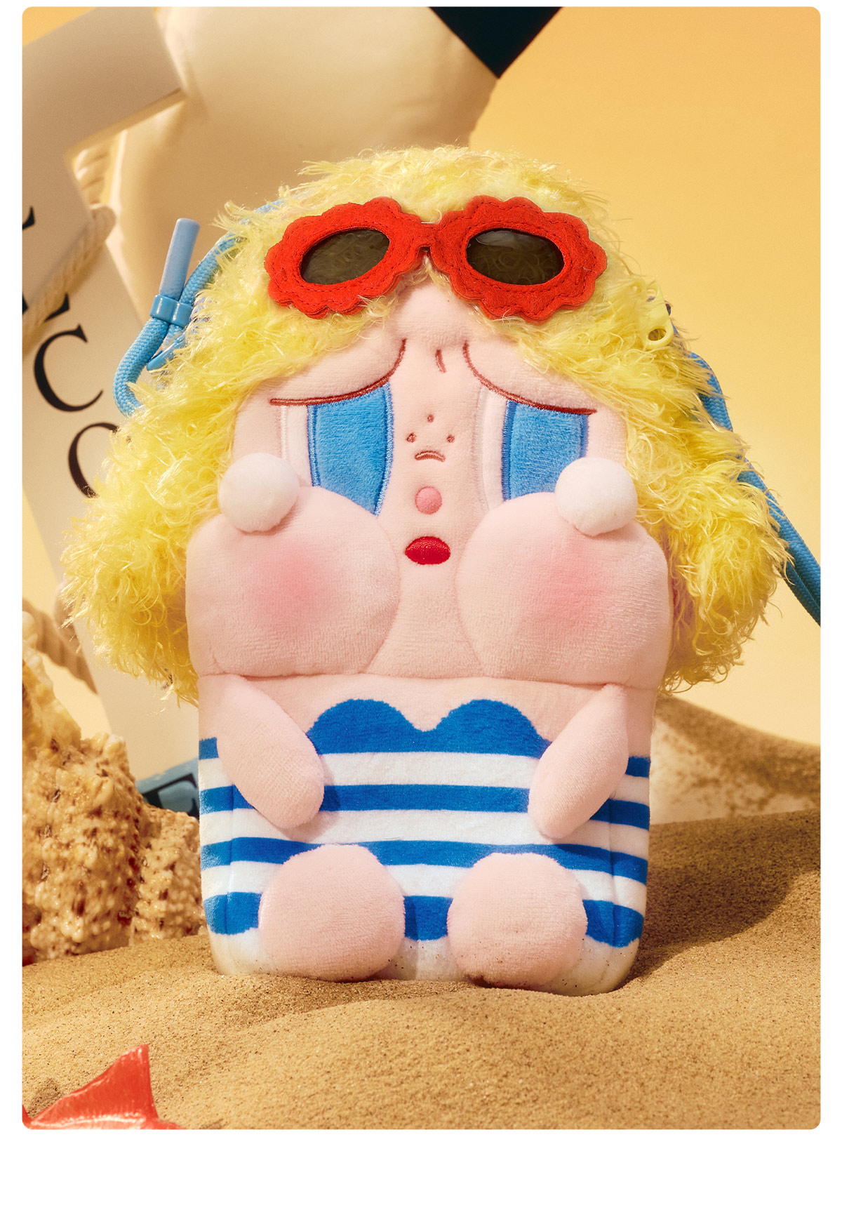 CRYBABY Vacation Mode On Series-MINI Crossbody Bag - POP MART (Japan)