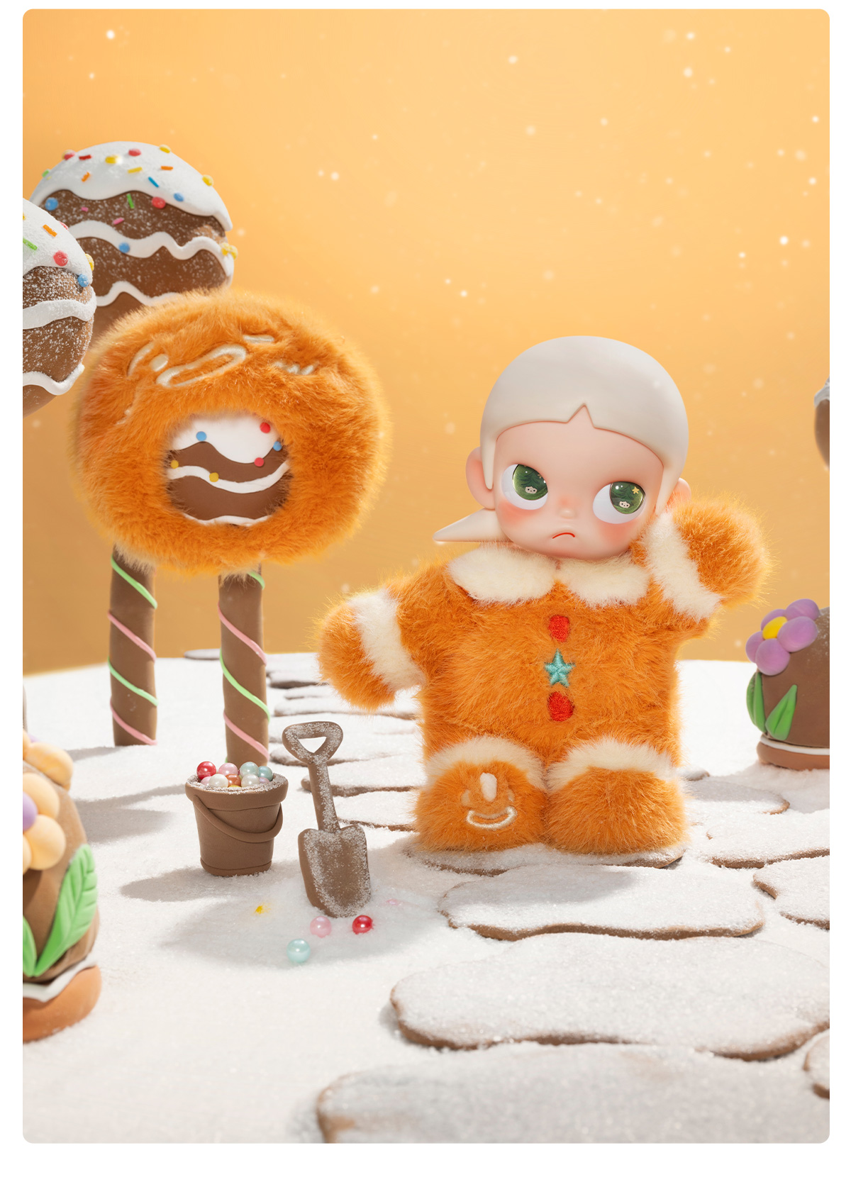 Zsiga Gingerbread Man 1/8 Action Figure - POP MART (Japan)