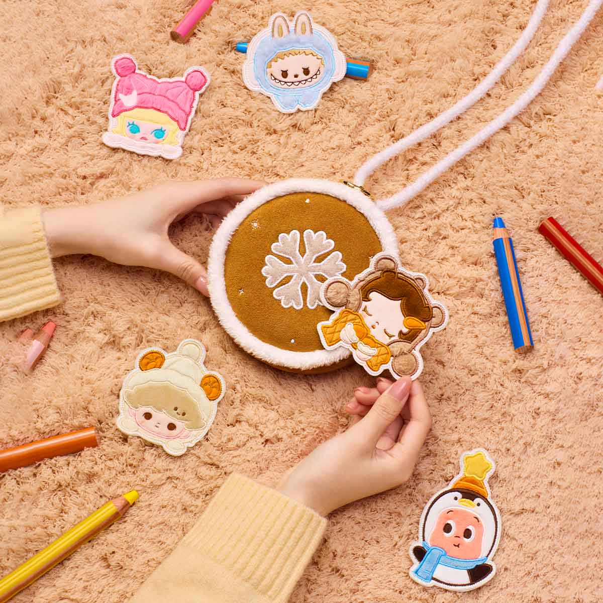 POP BEAN Fluffy & Cozy シリーズ クロスボディバッグ - POP MART (Japan)