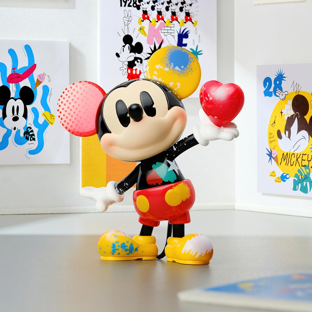 Disney Mickey Boundless Creativity Series Figures - POP MART (Germany)