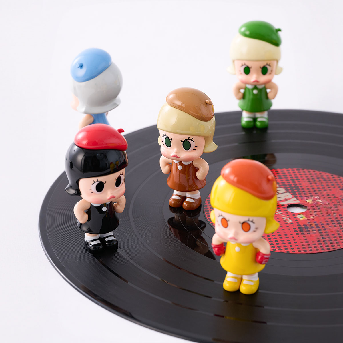 Angry Molly Mini Figure Set - Long Play 9 - POP MART (Australia)