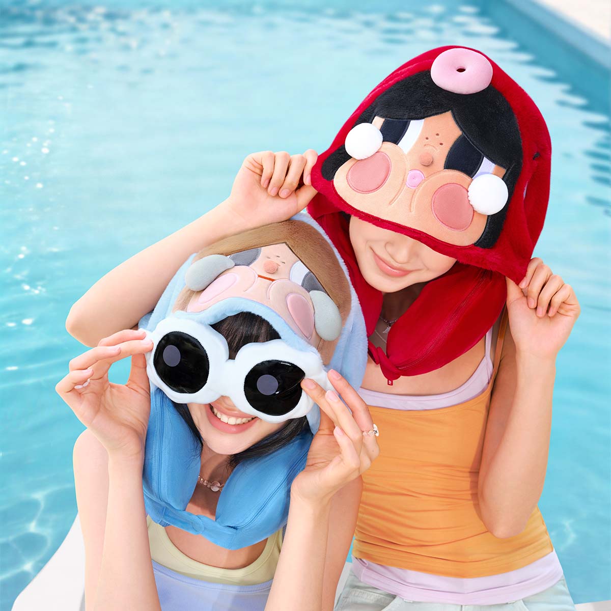 CRYBABY Cry Me an Ocean Series - 2-in-1 Neck Pillow - POP MART