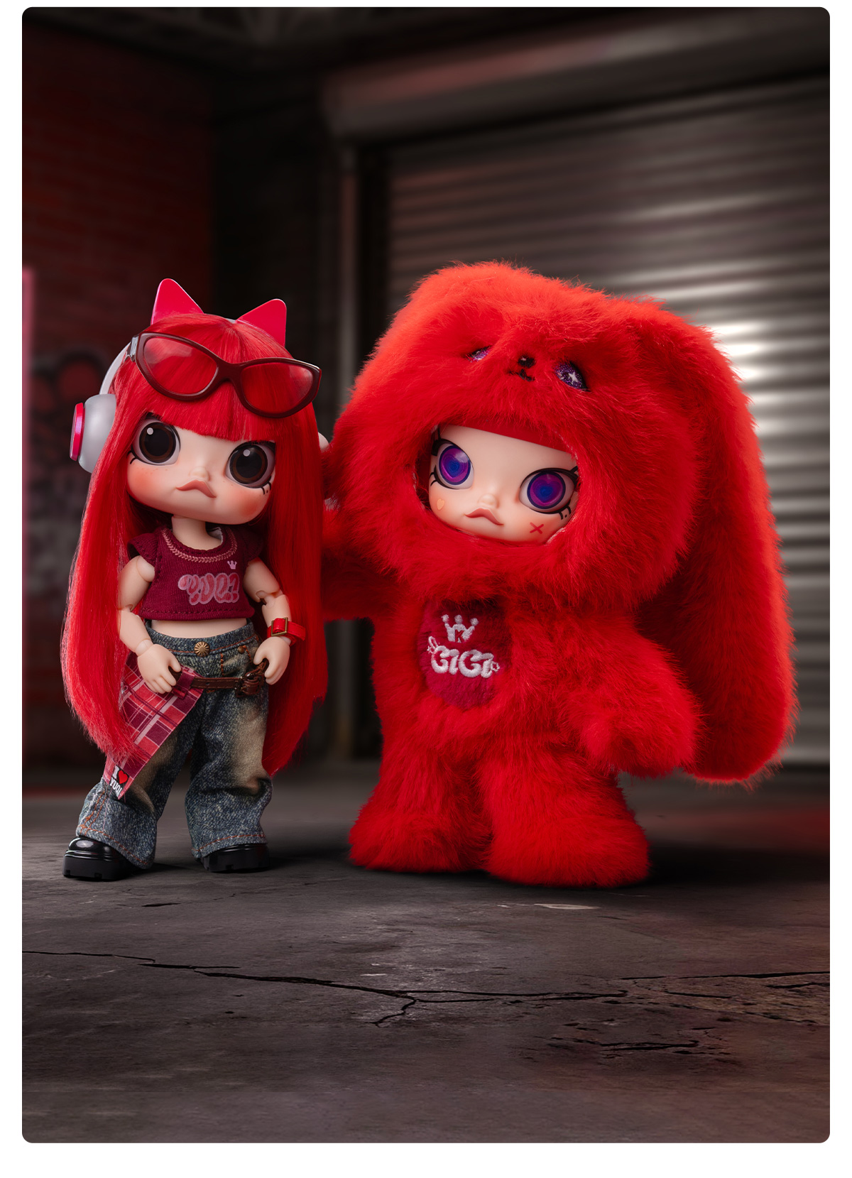 POP NOW:MOLLY × YUQI Series 1/8 Action Figure - POP MART (Singapore)
